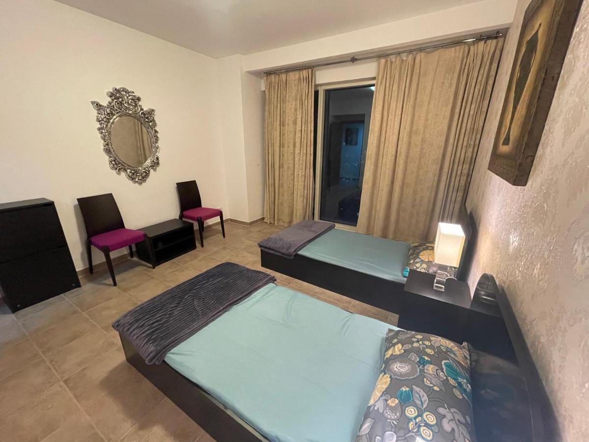 Travelers Backpackers Vandrehjem Dubai Eksteriør billede