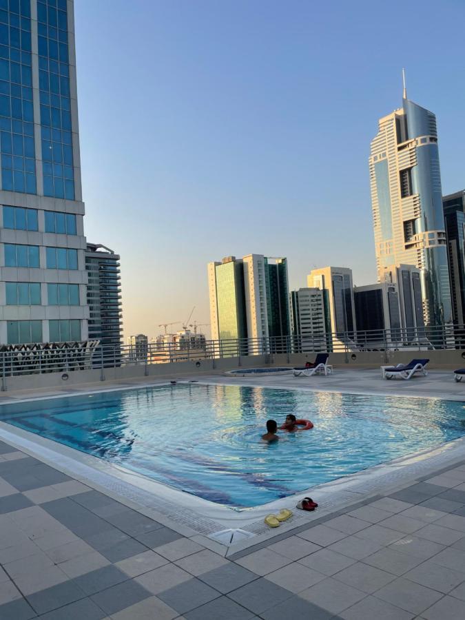 Travelers Backpackers Vandrehjem Dubai Eksteriør billede