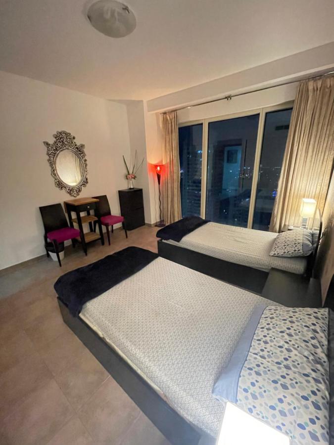 Travelers Backpackers Vandrehjem Dubai Eksteriør billede