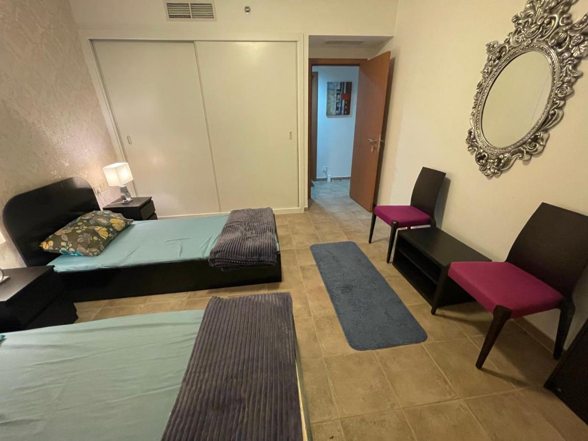 Travelers Backpackers Vandrehjem Dubai Eksteriør billede
